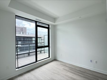 For Lease - 1604 Charles Street Unit# PH-511 B, Whitby, Ontario - Photo 5