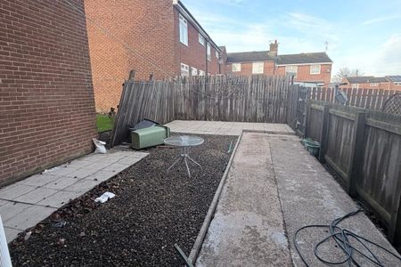 Windsor Place - Photo 2