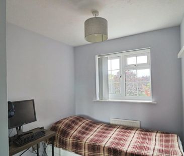 4 bedroom detached house to rent - Photo 5