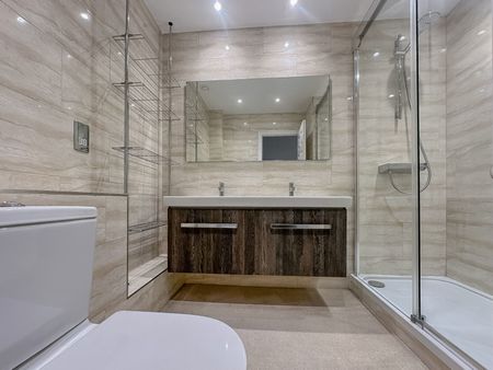 Lawrence Moorings, CM21, Sawbridgeworth - Photo 4