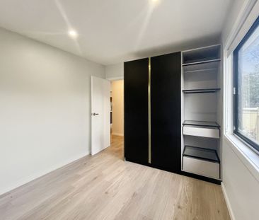 Brand New Two -Bedroom Cabin - Modern Comfort & Alfresco Living - Photo 2