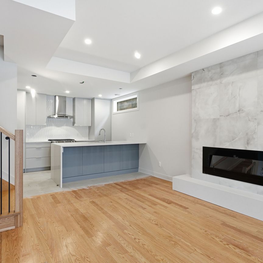 For Lease - 514 Roosevelt Avenue Unit# #B, Carlingwood - Westboro and Area, Ontario - Photo 1