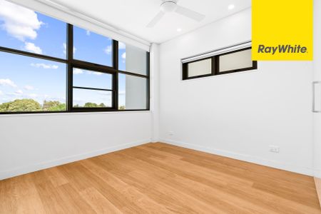 2 Bedroom Apartment in the Heart of Eastwood - Photo 5