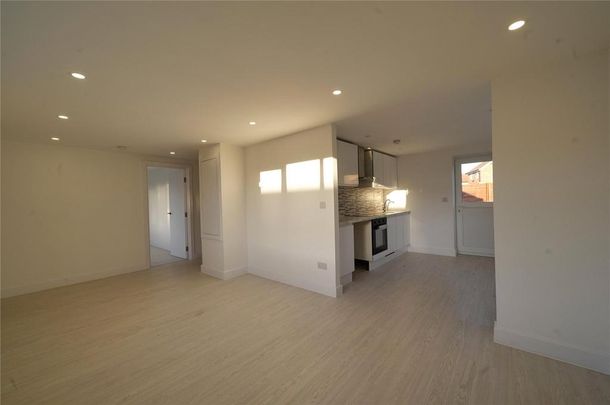 2 bedroom bungalow to rent - Photo 1