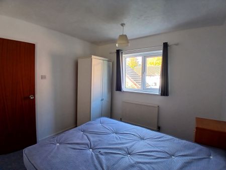 3 bed semi-detached house to rent in Lindford Drive, Norwich, Norfolk - Photo 5