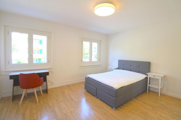 Furnished room in modernised apartment in a top location - Foto 1