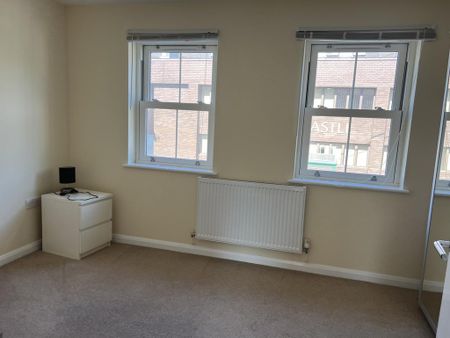2 bedroom terraced house to rent - Photo 3