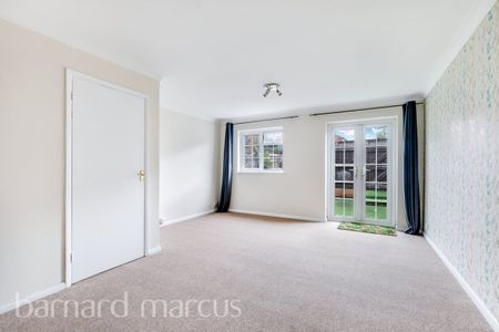 Middle Lane - Photo 4