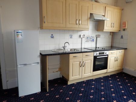 Bedsit, Stanmore Road, B16 - Photo 3