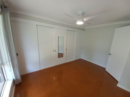 COUNTRY LIVING - Photo 2