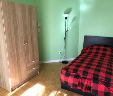 Chambre meublée pour homme à louer à Longueuil - Photo 4
