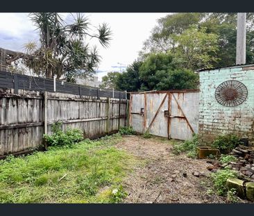 27 Bedford Street, Newtown, NSW 2042 - Photo 2