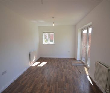 3 bedroom detached house to rent - Photo 6