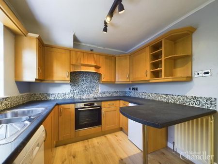 6 Gortland Mews, Belfast, BT5 7FQ - Photo 5