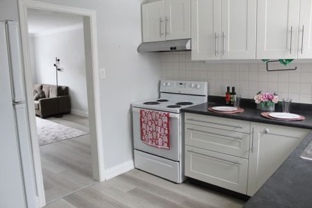 For Lease - 17 South Kingsway Road Unit# 6, Toronto, Ontario - Photo 4