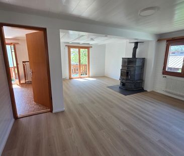 Erstvermietung - komplett renoviertes Einfamilienhaus - Foto 1