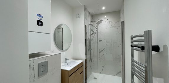 Location Appartement 1 pièce 28m² - Photo 2