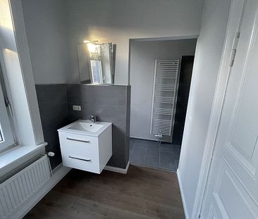 **2-Zimmer-Wohnung mit Terrasse im Innenhof zu vermieten** - Photo 4