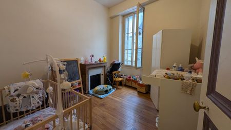 Location Appartement 4 pièces 66m² - Photo 4