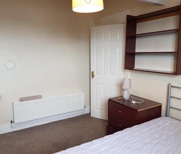 Room 2 ( Serviced Rooms ), 116 Stranmillis Road, ( Bills Incl ), BT95AE, Belfast - Photo 5