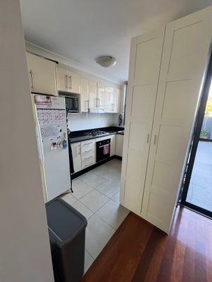 Beaconsfield - Photo 1