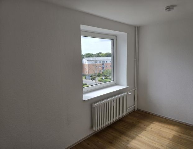 NNV! Gemütliche 3-Zimmer-Wohnung mit ca. 73,83m² Wohnfläche und Loggia - Foto 1