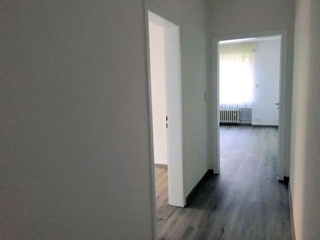 Roisdorf: 3-Zimmerwohnung mit Balkon - Photo 4