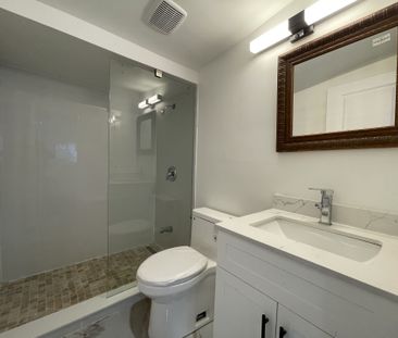 For Lease - 1981 Inglewood Drive, Innisfil, Ontario - Photo 6