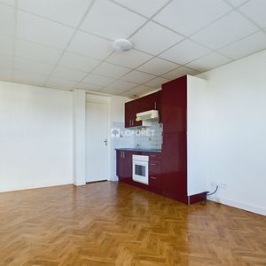 Apartment - Photo 2