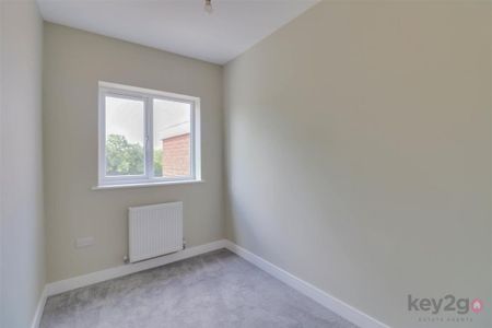 3 bedroom terraced house to rent - Photo 3
