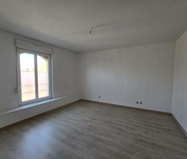 Location Appartement 2 pièces 54m² MONTIGNY LES METZ 57950 - Photo 3
