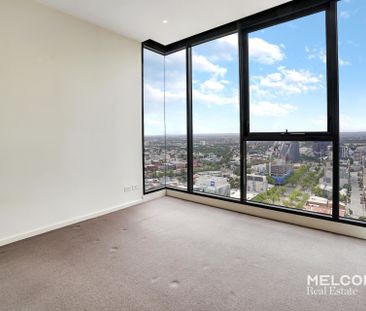 CENTRAL LOCATION WITH FANTASTIC VIEWS - UNFURNISHED - Photo 1