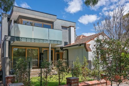 1 McCrae Street, Elwood. - Photo 4