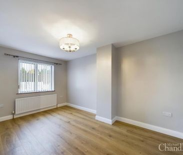 12 Belvoir Crescent, Belfast, BT8 7EJ - Photo 4