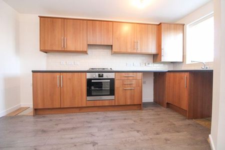 3 bedroom terraced house to rent - Photo 5