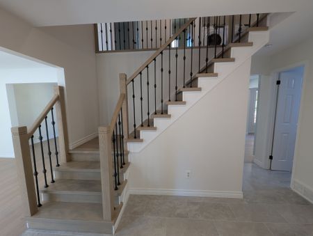 For Lease - 17 Mcclure Crescent, Kanata, Ontario - Photo 3