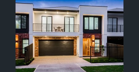 Private and Secure Living - Between the City and the Beach – Fabulous Fulham Gardens - Photo 4