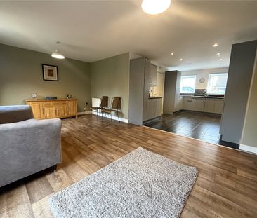 Lysander Drive, Bracknell, Berkshire, RG12 - Photo 3