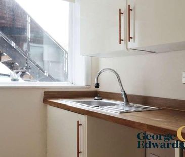 Crockett Court Tamworth, B77 - Photo 3