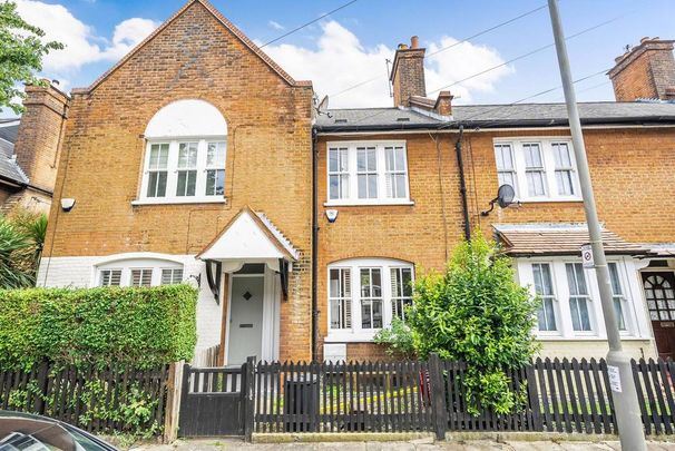 2 bedroom house to rent - Photo 1