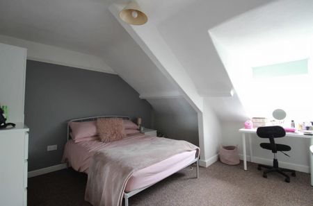 North Road East, Plymouth - Photo 4