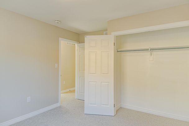 For Lease - 22 Willson Drive, Thorold, Ontario - Photo 1