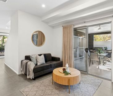 33A McLaren Crescent, Pearce ACT 2607 - Townhouse For Rent | Domain - Photo 1