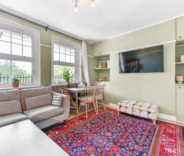 3 bedroom flat to rent - Photo 1
