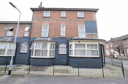 Room 3, Gresham Street, Lincoln, LN1 1QA - Photo 2