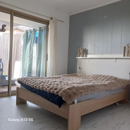 Location Appartement 3 pièces 69m² CAGNES SUR MER 06800 - Photo 2