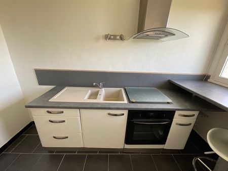 Location Appartement 2 pièces 49m² BOURGES 18000 - Photo 2