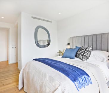 3 bedroom flat to rent - Photo 4