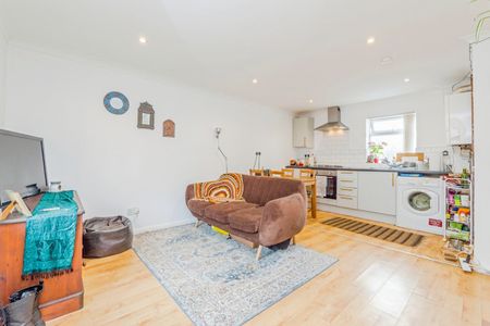 Railway Street, Cardiff - Photo 4