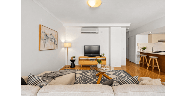 Stunning City Views & Modern Living | 2 Bed, 2 Bath, 2 Car | South Brisbane - Photo 1